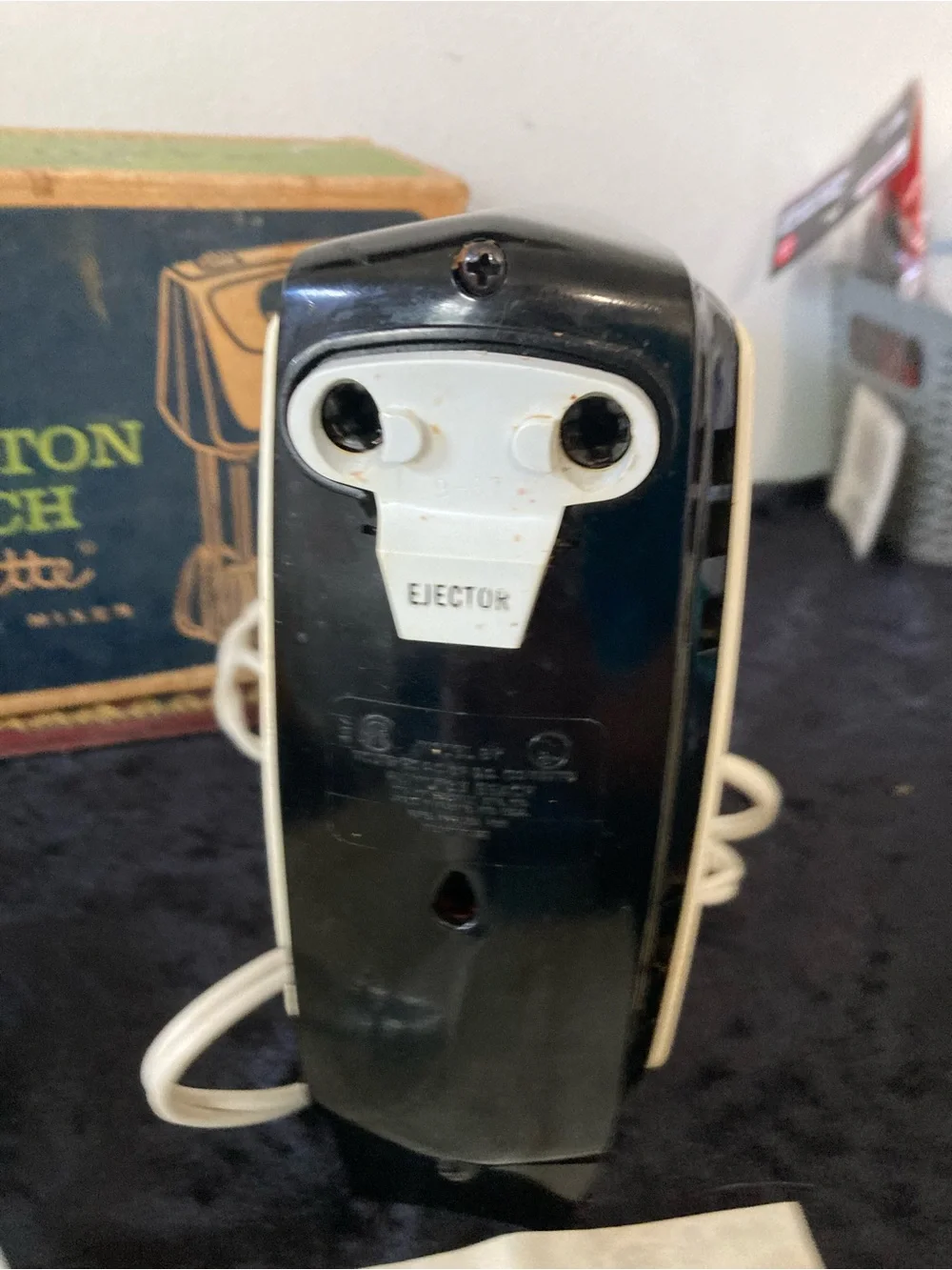 Hamilton Beach Scovill White Hand Mixer Mixette Vintage Works